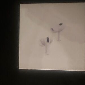 Apple AirPods Pro in Classic White